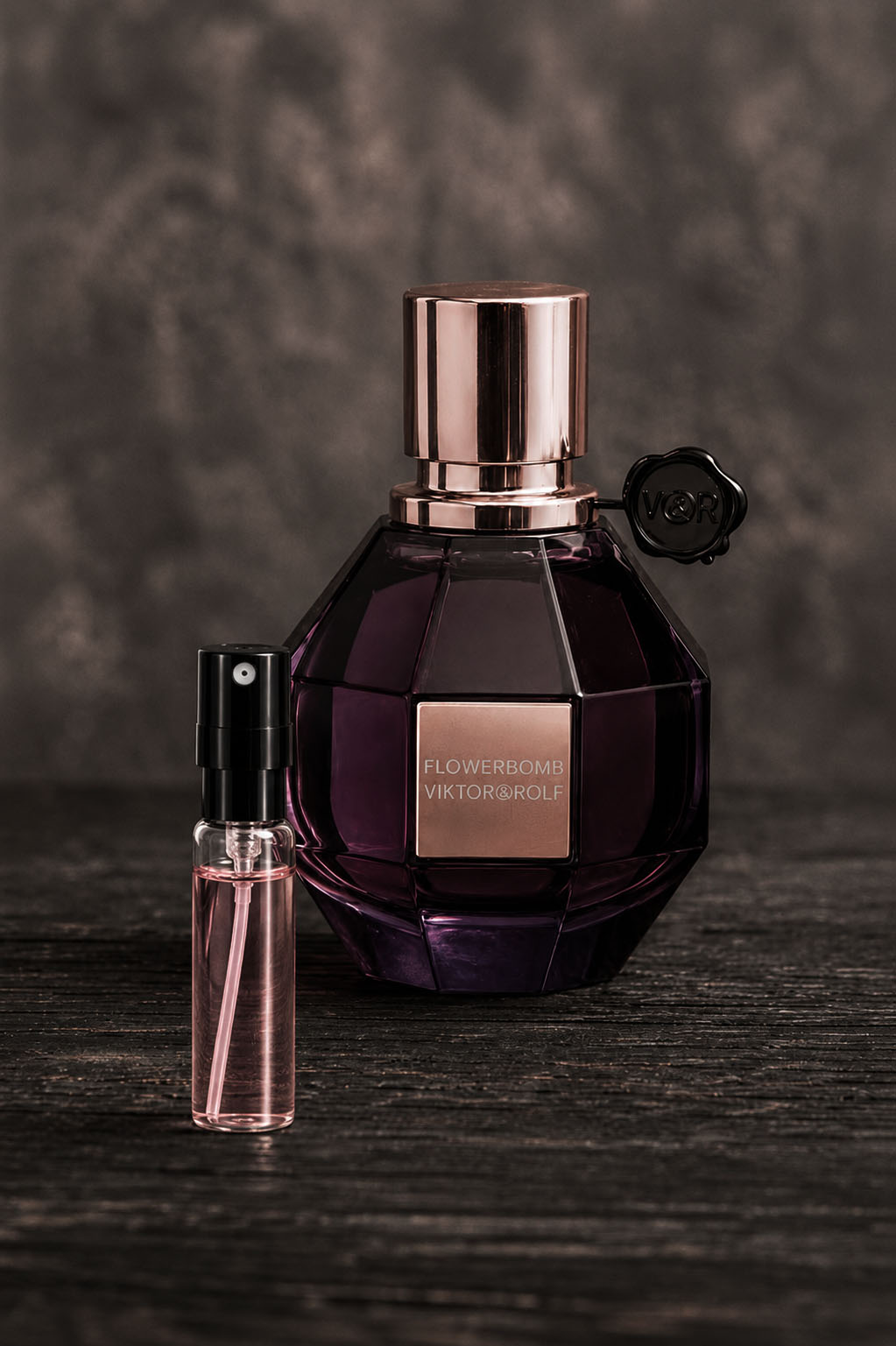 Viktor & Rolf Flowerbomb Extreme decant